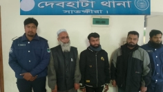 ঢাকা থেকে অপহরণকৃত যুবক দেবহাটায় উদ্ধার, গ্রেপ্তার ৩