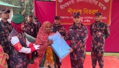 সীমান্তের দুর্গম এলাকায় বিজিবির শীতবস্ত্র বিতরণ