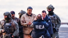 আমি এখনও আমার দেশের বৈধ প্রেসিডেন্ট : আদালতে মাদুরো