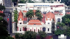 ভেনেজুয়েলায় প্রেসিডেন্ট প্রাসাদের কাছে গুলিবর্ষণ, আতঙ্কে রাজধানী