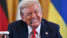 বিপুল অর্থ উপার্জন হতে চলেছে: ভেনেজুয়েলার তেল প্রসঙ্গে ট্রাম্প