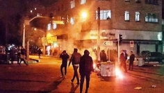 ইরানে বিক্ষোভ দমনে সেনাবাহিনীর ‘রেড লাইন’ ঘোষণা