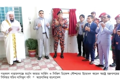 দেশকে গণতন্ত্রের পথে ফিরিয়ে আনতে সরকার কাজ করছে  