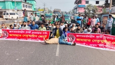 সেনবাগে প্রার্থী পরিবর্তনের দাবিতে সড়ক অবরোধ, মানববন্ধন ও বিক্ষোভ