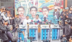 কমনরুমে পানির ফিল্টার স্থাপন উপলক্ষে সংবাদ সম্মেলনে  