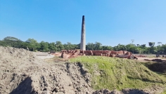 গুড়িয়ে দেয়ার পরেও চাঁদপুরে চালু রয়েছে ৩৪ অবৈধ ইটভাটা