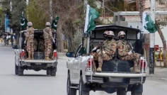 পাকিস্তানে ব্যাংক লুট ও পুলিশ স্টেশনে হামলার ঘটনায় নিহত ১২