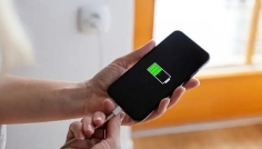 ফোন চার্জে রাখার ভুল! আপনার জানাটা জরুরি