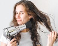 হেয়ার ড্রায়ার ব্যবহার যেভাবে  