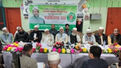 নোয়াখালীতে সাংবাদিকদের সঙ্গে ১০ দলীয় জোটের প্রার্থীর মতবিনিময়