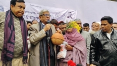 একটি দল মিথ্যা কথা বলে মা-বোনদের বিভ্রান্ত করেছে: মির্জা ফখরুল