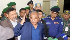 নির্বাচনে সাংবাদিকরা স্বাধীনভাবে কাজ করবে: চট্টগ্রামে স্বরাষ্ট্র উপদেষ্টা