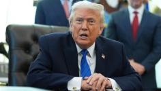 ইরানের সঙ্গে যুক্তরাষ্ট্রের আলোচনা চলছে, নিশ্চিত করলেন ট্রাম্প