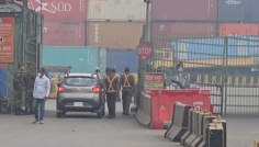 চট্টগ্রাম বন্দরে শ্রমিক ধর্মঘটের কারণে অচলাবস্থা