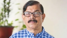 ঢাকা-১৮ আসনের নির্বাচন থেকে সরে দাঁড়ালেন মান্না