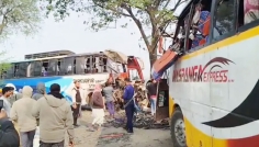 আতাইকুলায় দুই বাসের সংঘর্ষে ড্রাইভার-হেলপার নিহত, আহত ২০