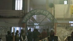 দামুড়হুদায় জাল ভোট দেওয়ার অভিযোগে যুবক আটক