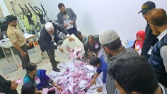 চট্টগ্রামে চলছে ভোট গণনা