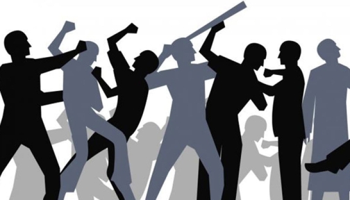 হাতিয়ায় কেন্দ্রের বাইরে সংঘর্ষ-হামলা, সাংবাদিকসহ আহত ৩০