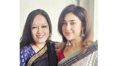 রুমিন ফারহানাকে অভিনন্দন জানালেন অপু