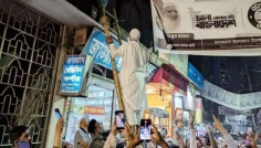 নিজ হাতে নির্বাচনি ব্যানার-পোস্টার সরালেন জামায়াত আমির