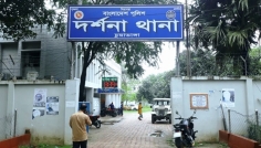 দর্শনায় ছোট ভাইয়ের হাসুয়ার কোপে বড় ভাই-ভাবি আহত