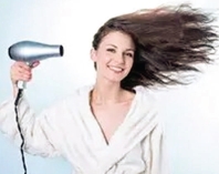 হেয়ার ড্রায়ারের ব্যবহার  