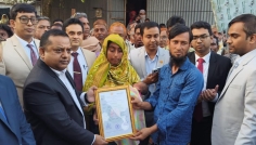 সিরাজগঞ্জে ভোটকেন্দ্রে শিশুর জন্ম, নাম ‘খালেদা জিয়া’