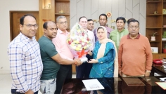 মুন্সীগঞ্জে জেলা প্রশাসকের সঙ্গে মন্দির কমিটির সৌজন্য সাক্ষাৎ