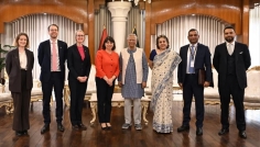 প্রধান উপদেষ্টার সঙ্গে যুক্তরাজ্যের আন্ডার সেক্রেটারির সৌজন্য সাক্ষাৎ