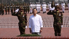 জাতীয় স্মৃতিসৌধে শ্রদ্ধা জানালেন প্রধানমন্ত্রী