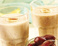 ইফতারে খেজুরের স্মুদি  