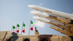 হামলা হলে মধ্যপ্রাচ্যের মার্কিন ঘাঁটি লক্ষ্যবস্তু হবে: হুঁশিয়ারি ইরানের