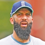 পাকিস্তানিদের বাদ দিলে  বিক্ষোভ হবে : মঈন আলী 