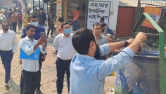 দর্শনায় ভ্রাম্যমাণ আদালতের অভিযানে ৩ দোকানিকে জরিমানা