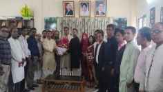 পটিয়ায় এমপি এনামের সঙ্গে প্রাথমিক সহকারী শিক্ষক সমিতির নেতৃবৃন্দের সাক্ষাৎ