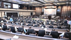 প্রথমবারের মতো নিজ কার্যালয়ের কর্মীদের সঙ্গে প্রধানমন্ত্রীর মতবিনিময়