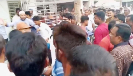 শ্যামনগরে প্রেসক্লাবে ঢুকে সভাপতির ওপর হামলার অভিযোগে আটক ২