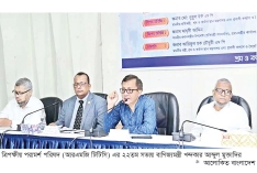 সব শ্রমিককে আনুষ্ঠানিক কাঠামোয় আনার তাগিদ বাণিজ্যমন্ত্রীর  