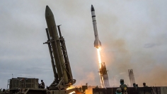 মার্কিন রাডার, জ্বালানি সংরক্ষণাগার ও রানওয়ে ধ্বংসের দাবি ইরানের