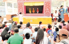 অমর একুশে বইমেলা  