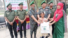 রংপুরে আনসার-ভিডিপি সদস্যদের মাঝে ঈদ উপহার বিতরণ