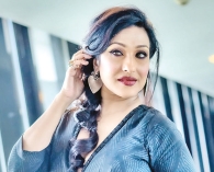 আমি কাজ করতে চাই না : ঋতুপর্ণা  