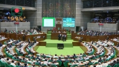 সংসদ অধিবেশনে চলছে ৩০ মিনিটের বিরতি