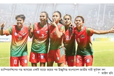 এবার ঋতুপর্ণাদের পরীক্ষা ভারতে  