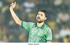 ভারতীয় মালিকানার দলে পাকিস্তানের আবরার  