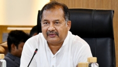 সরকার বহুদলীয় গণতন্ত্র ও ধর্মীয় মূল্যবোধ রক্ষায় বদ্ধপরিকর: তথ্যমন্ত্রী