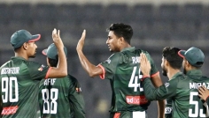 রোমাঞ্চকর ম্যাচে পাকিস্তানকে হারিয়ে সিরিজ জয় বাংলাদেশের