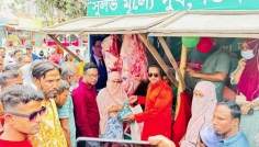 রংপুর যুবদলের উদ্যোগে ৬৫০ টাকায় গরুর মাংস বিক্রি