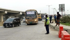 মহাসড়কে যানবাহনের চাপ, তবু স্বস্তিতে ঈদে ঘরমুখো মানুষ